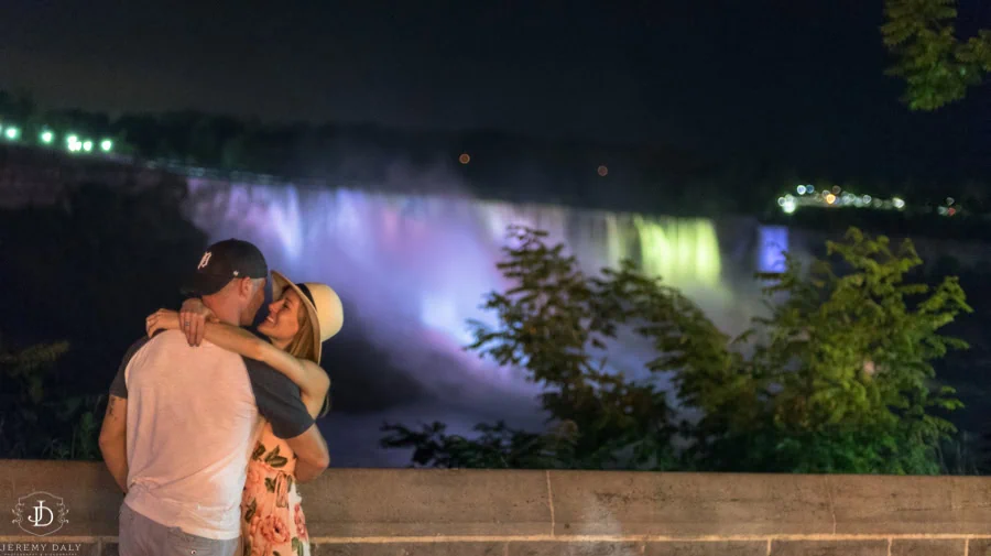 Niagara Falls Proposal Fireworks (16 of 20)